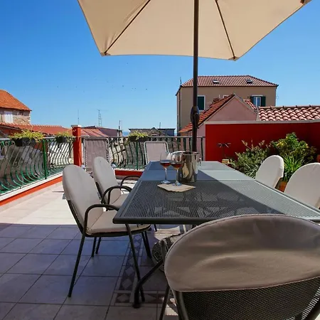 Boutique Guest Zephyrus 4* Split