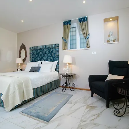 Boutique Guest Zephyrus 4* ספליט