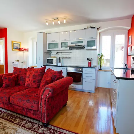 Boutique Guest Zephyrus بيت ضيافة سبليت