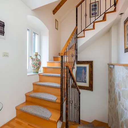 Gostinjska kuća Boutique Guest Zephyrus 4*