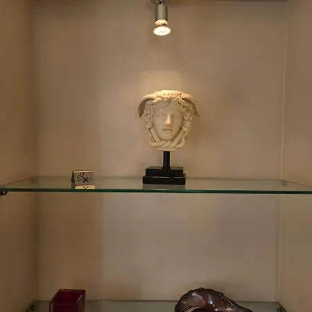 Boutique Guest Zephyrus Maison d'hôtes 4*