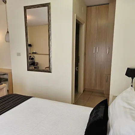 Maison d'hôtes Boutique Guest Zephyrus 4*