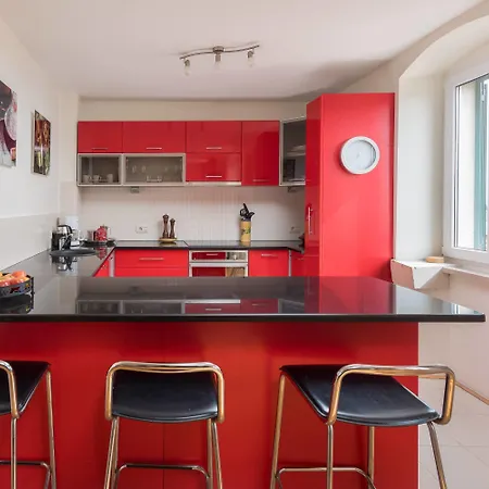 부티크 게스트 어커머데이션 제피로스 4* 스플리트